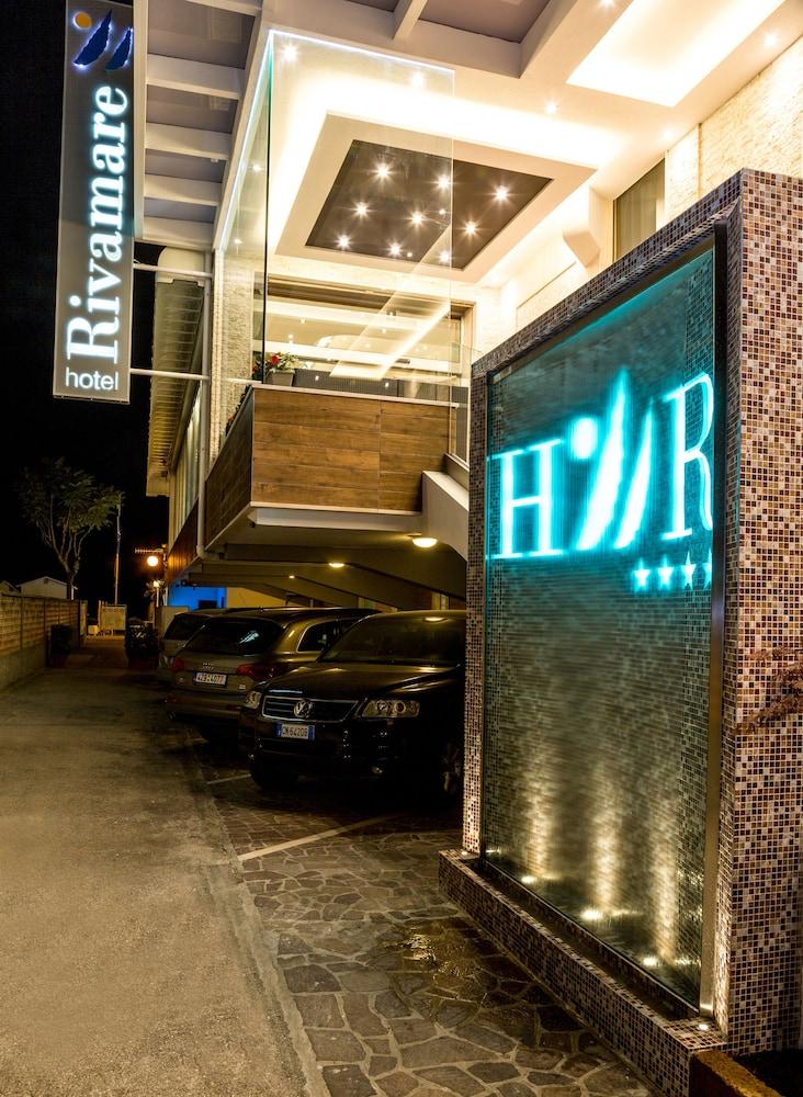 Rivamare Hotel