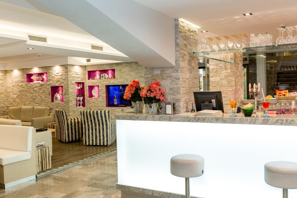 Hotel Rivamare